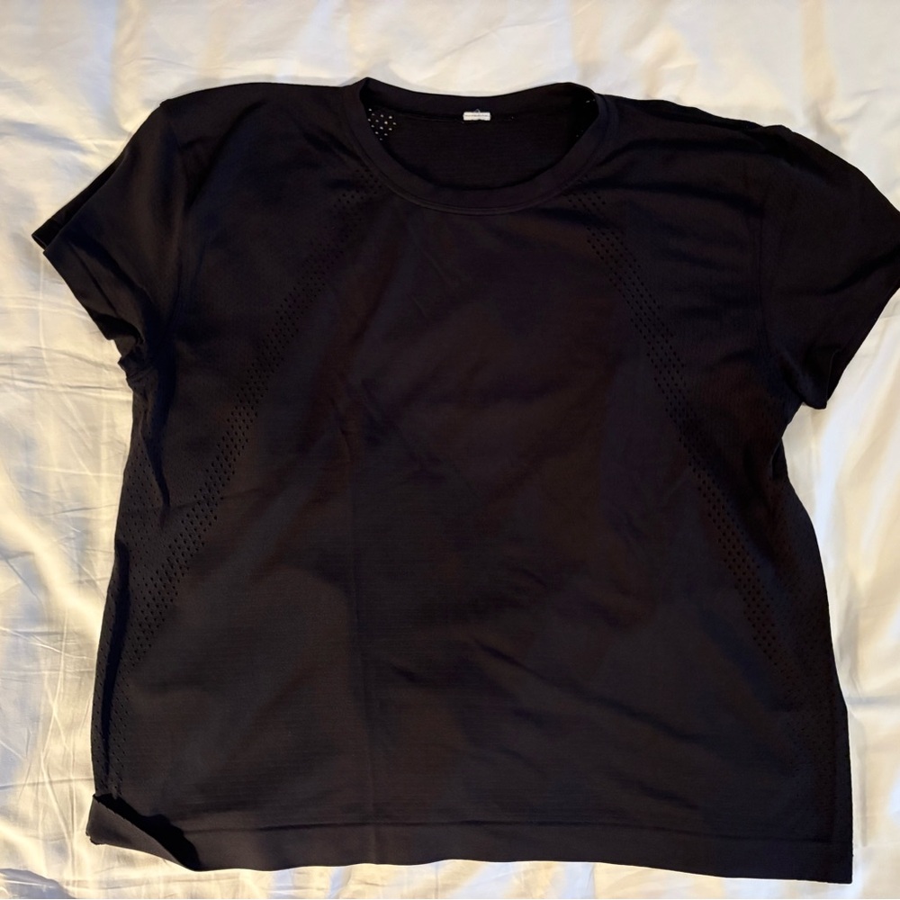 Lululemon Train to Be Short-Sleeve Tshirt